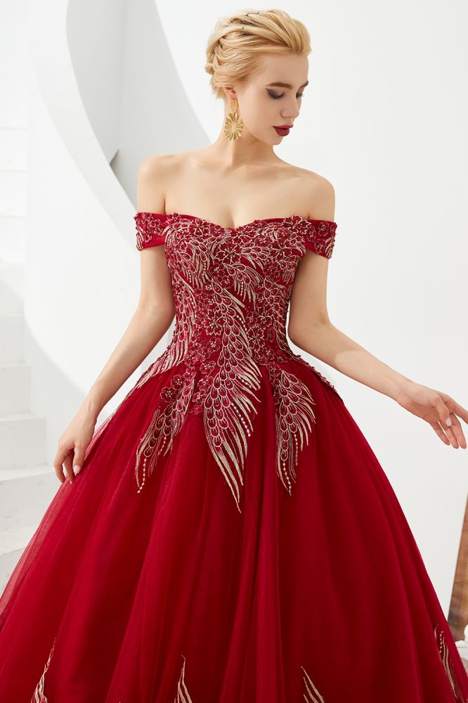 Looking for Prom Dresses,Evening Dresses,Homecoming Dresses,Quinceanera dresses in Tulle, A-line,Ball Gown,Princess style, and Gorgeous Beading,Embroidery work  MISSHOW has all covered on this elegant Modern Sleeveless aline Ball Gown Gold Appliques Off the Shoulder Tulle Party Gowns.