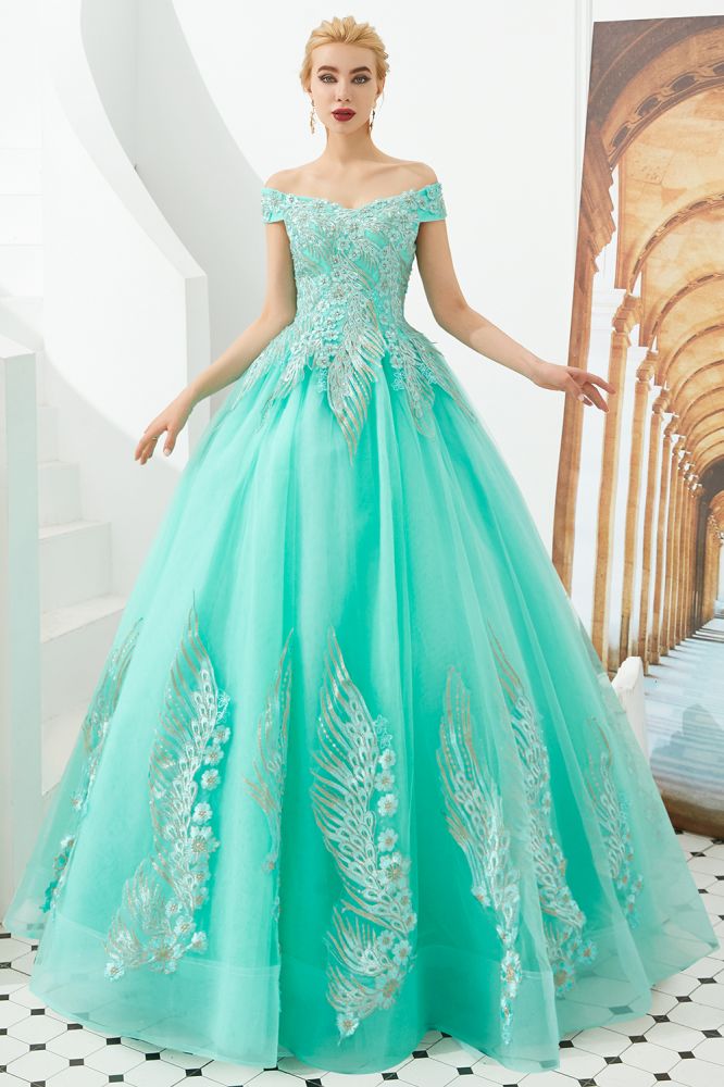 Looking for Prom Dresses,Evening Dresses,Homecoming Dresses,Quinceanera dresses in Tulle, A-line,Ball Gown,Princess style, and Gorgeous Beading,Embroidery work  MISSHOW has all covered on this elegant Modern Sleeveless aline Ball Gown Gold Appliques Off the Shoulder Tulle Party Gowns.