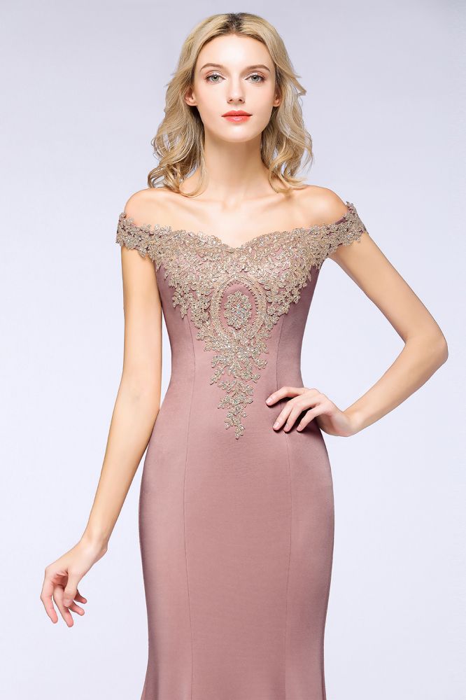 Looking for Prom Dresses,Evening Dresses,Homecoming Dresses,Bridesmaid Dresses,Quinceanera dresses in Healthy cloth, Mermaid style, and Gorgeous Lace,Rhinestone work  MISSHOW has all covered on this elegant Off the Shoulder Gold Appliques Mermaid Evening Gowns Slim Prom Dress.