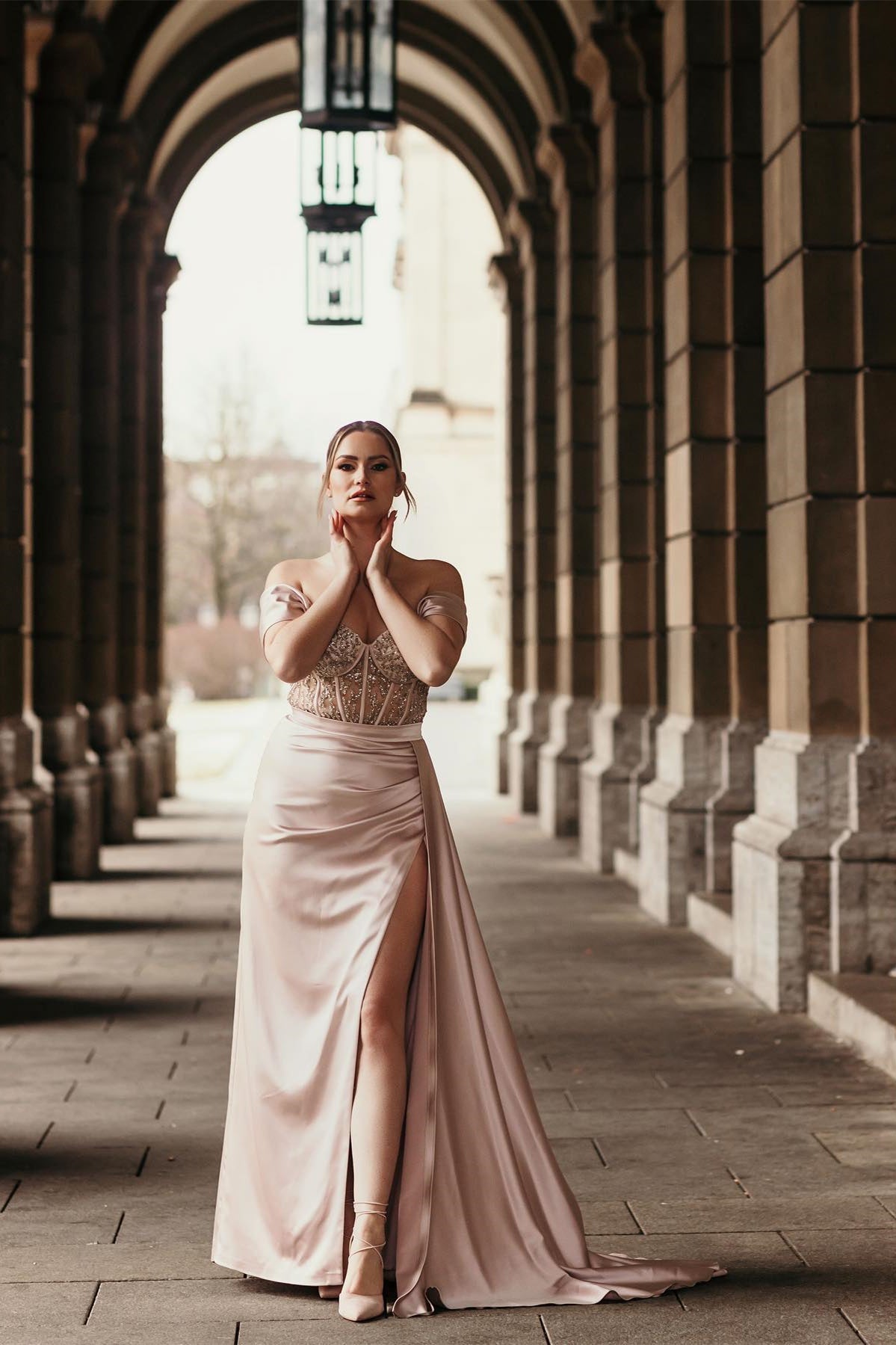 Off-the-Shoulder Satin Mermaid Prom Evening Dresses Side Slit with Detachable Train-misshow.com