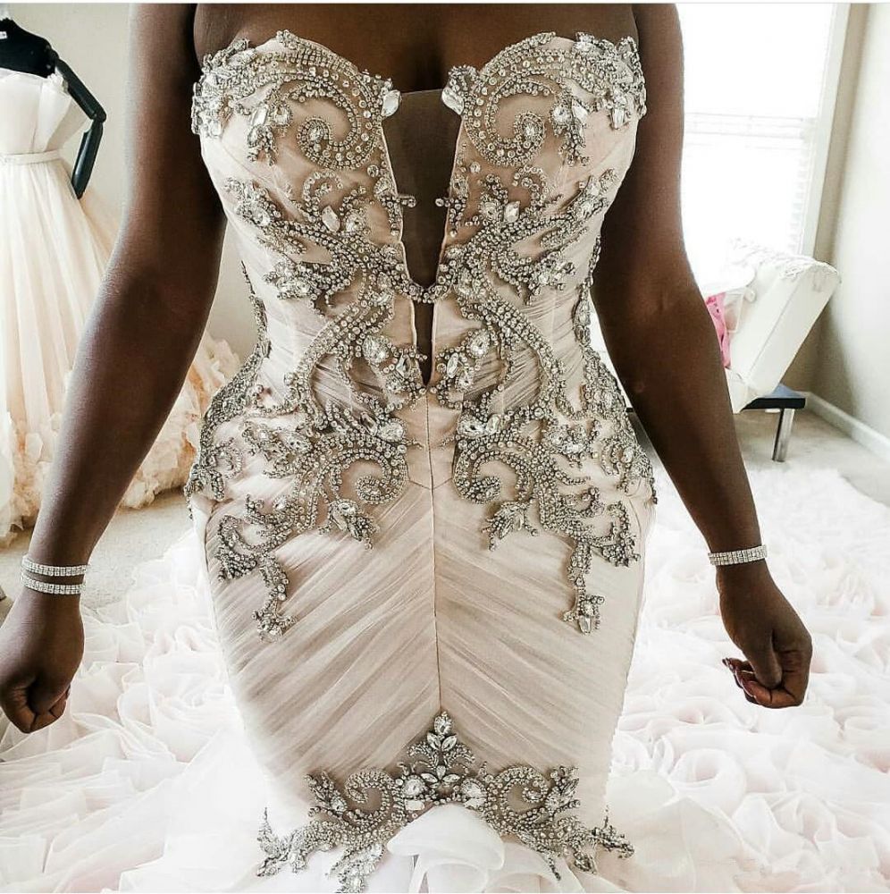 https://www.misshow.com/cdn/shop/files/plus-size-mermaid-crystal-lace-beads-sweetheart-long-train-african-custom-made-ruffless-wedding-dress-6.jpg?v=1700894682