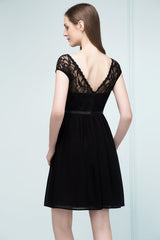 Pretty Scoop Sleeveless Black Lace Short Junior Bridesmaid Dresses