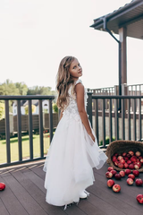 Princess White A-line Sleeveless Lace Flower Girls Dress-misshow.com