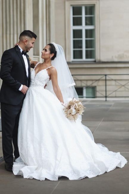 Princess White A-line V-neck Sleeveless Wedding Dresses With Lace-misshow.com