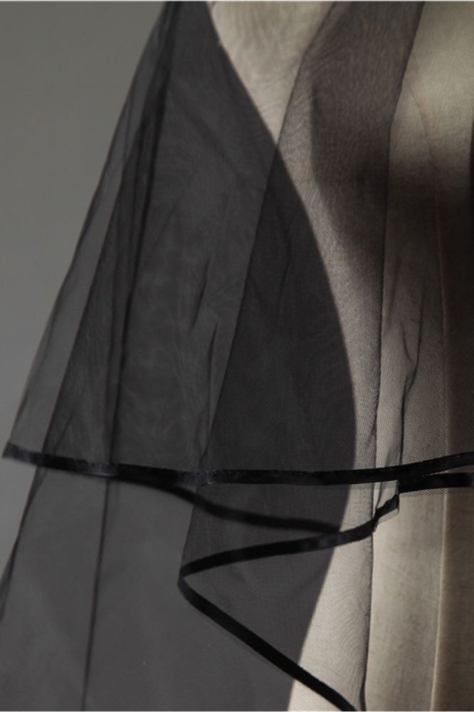 Shop MISSHOW US for a Sexy Black Tulle Ribbon Edge 1.5*1.5M Wedding Gloves. We have everything covered in this . 