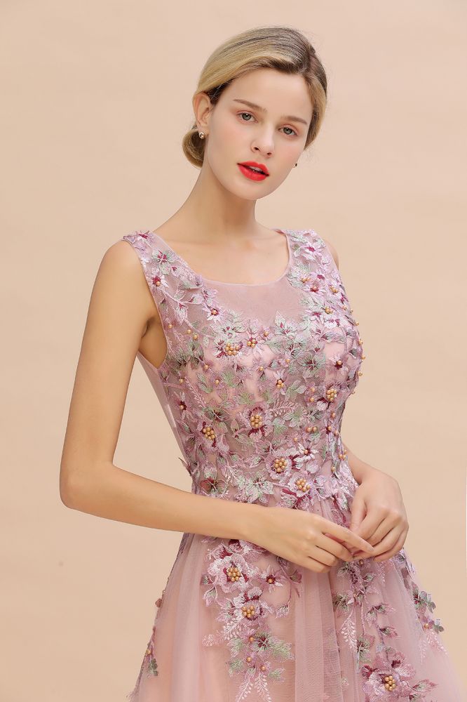 The gorgeous Sleeveless Aline Dusty Pink Long Evening Dress Tulle Lace Appliques Party Dress will stun every girl. The Tulle Vintage Party dress will add extra elegance to your wholesale look.