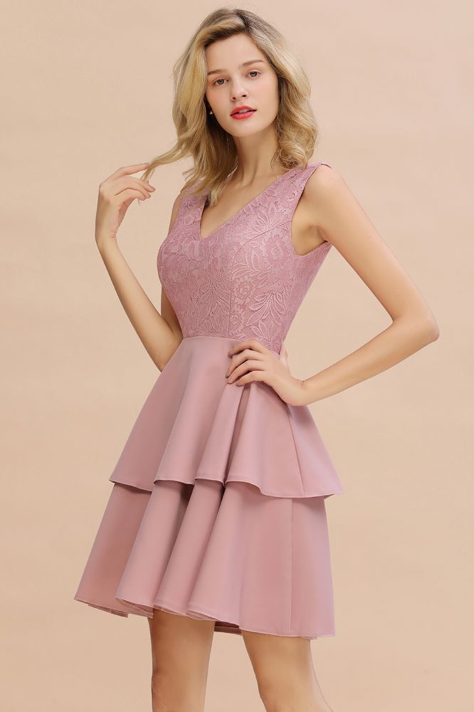 Looking for Prom Dresses,Evening Dresses,Homecoming Dresses,Bridesmaid Dresses,Quinceanera dresses in Lace,Four-sided bomb, A-line style, and Gorgeous Lace work  MISSHOW has all covered on this elegant Sleeveless V-Neck Lace Party Dress Two Layers Short Homecoming Dress.