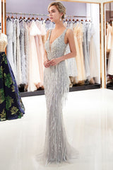 MISSHOW offers Sparkly V-Neck Tassels Mermaid Prom Dress Sequins Party Gown at a good price from Gold,Gray,Tulle to Mermaid Floor-length them. Stunning yet affordable Sleeveless Prom Dresses,Evening Dresses.