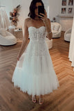 Stunning Strapless Short Summer Tulle Wedding Dress