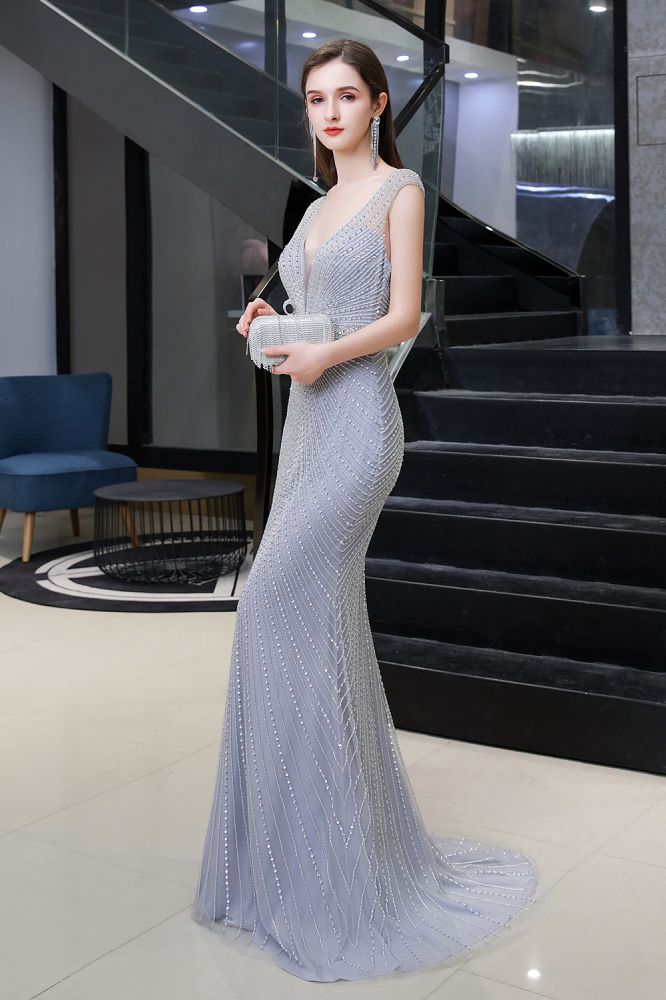 Looking for Prom Dresses,Evening Dresses,Homecoming Dresses,Quinceanera dresses in Tulle, Mermaid style, and Gorgeous Beading,Crystal,Sequined,Rhinestone work  MISSHOW has all covered on this elegant Stylish Deep V-Neck Sleeveless Beading Silver Slim Mermaid Party Gown.