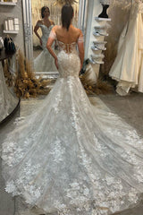 Trendy Floor Length Sweetheart Sleeveless Off-The-Shoulder Lace Wedding Dress with Chapel Train-misshow.com
