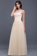 MISSHOW offers gorgeous Light Champagne Sweetheart party dresses with delicately handmade Appliques in size 0-26W. Shop Floor-length prom dresses at affordable prices.