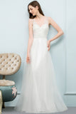 V-neck Sleeveless A-line Floor Length Lace Tulle Prom Dresses