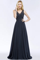 Looking for Prom Dresses,Evening Dresses in 30D Chiffon, A-line style, and Gorgeous Crystal,Appliques work  MISSHOW has all covered on this elegant V-neck Sleeveless Long Appliqued Crystals Chiffon Prom Dresses