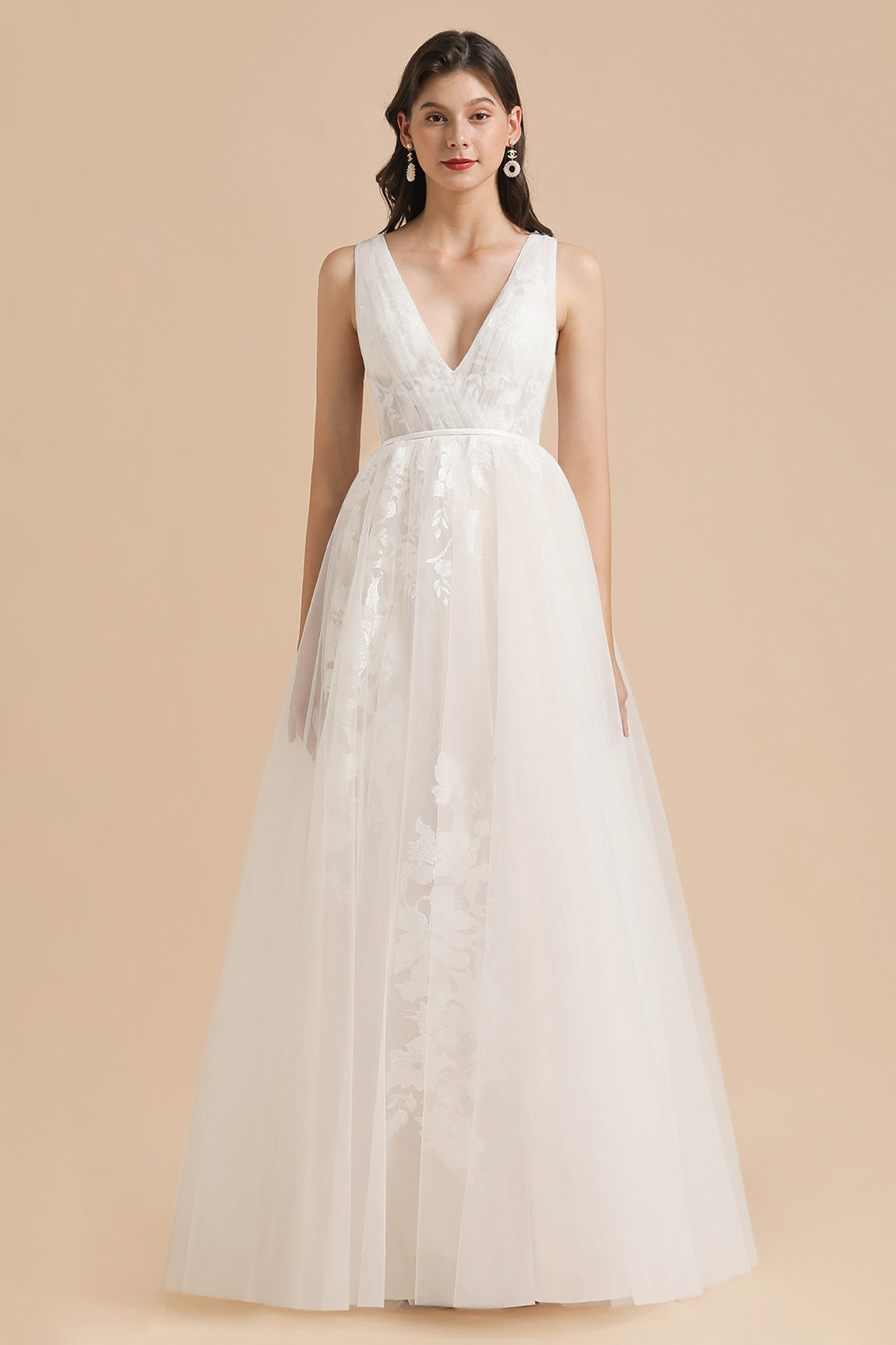 V-Neck Tulle Lace Appliques Simple Wedding Dress Garden Wedding Gowns Floor Length-misshow.com