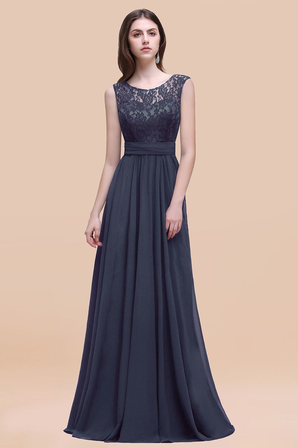 Vintage Lace Scoop Sleeveless Dark Blue Bridesmaid Dresses with V-Back Vintage Lace Scoop Sleeveless Dark Blue Bridesmaid Dresses with V-Back