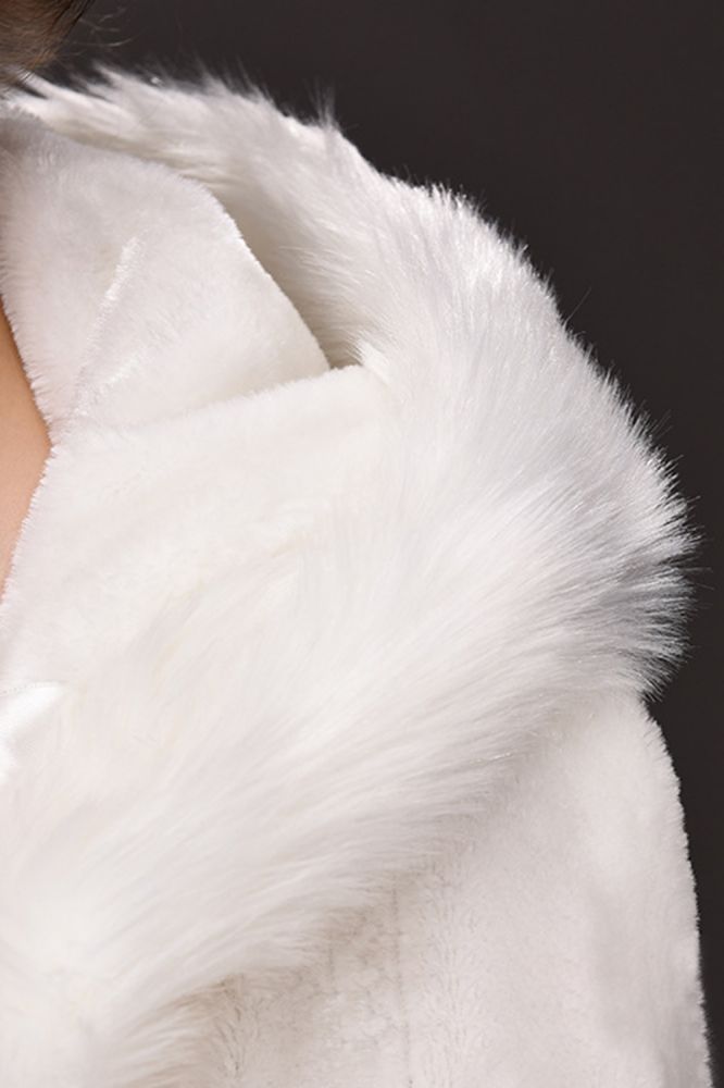 Shop MISSHOW US for a Warm Luxury Tulle  Ivory Sleeveless Casual Cathedral Wedding Wraps. We have everything covered in this . 